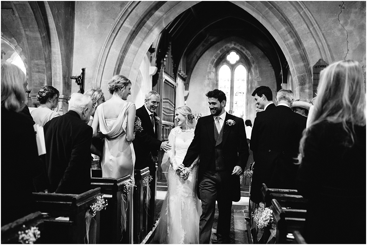 wedding-church-service-photographs