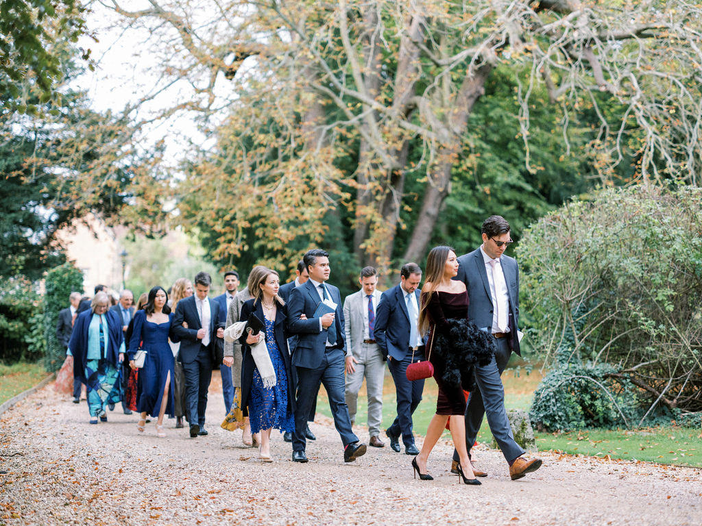 Guests walking back to Ardington House